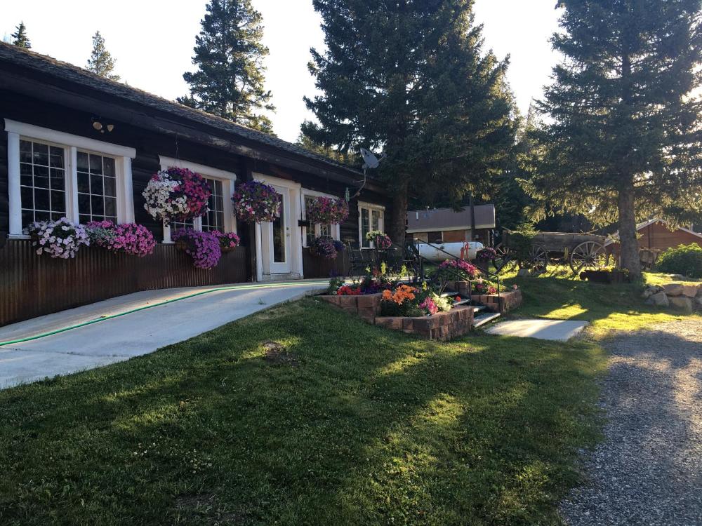 Antlers Lodge
